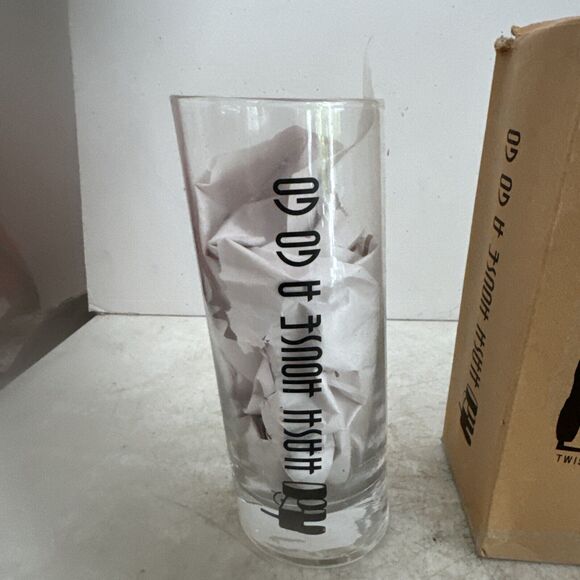 HASH HOUSE A GO GO Leaning Glass 7.5" Tall 20 oz - Picture 3 of 9